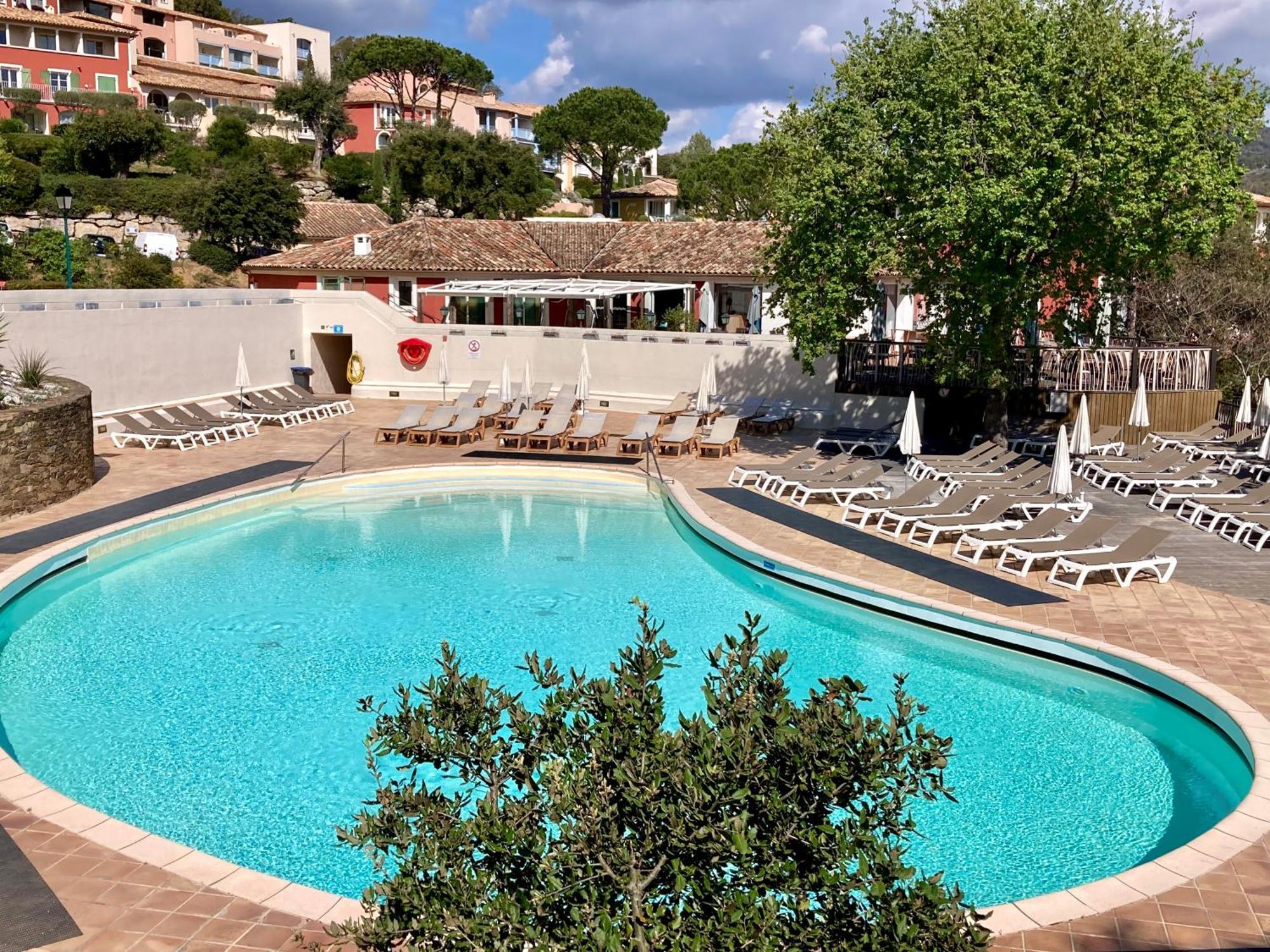 Les Restanques 3120 Vue Mer 3 Chambres Grimaud Bagian luar foto